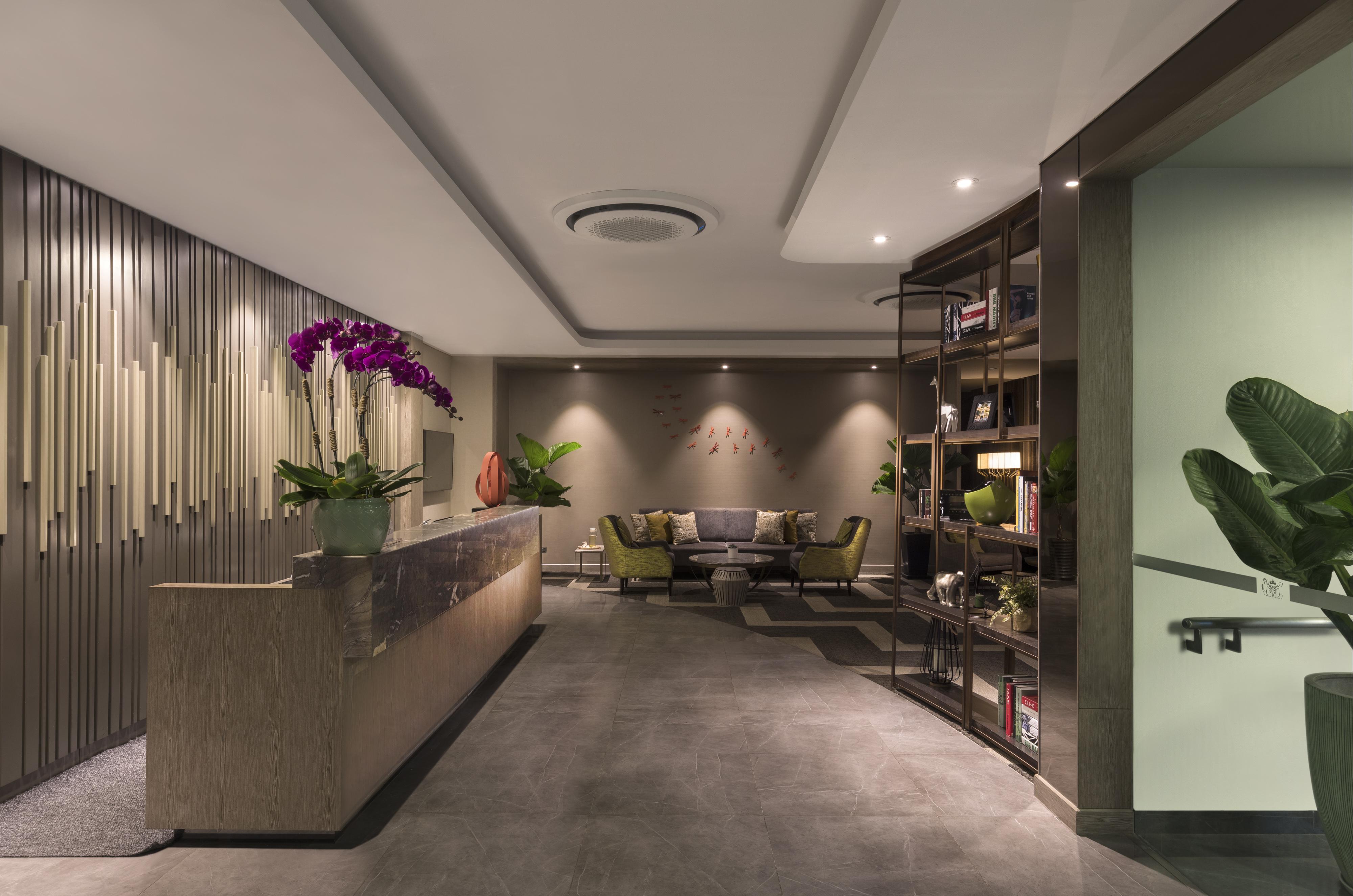 胡志明市萨默塞特酒店 外观 照片 The interior of the lounge
