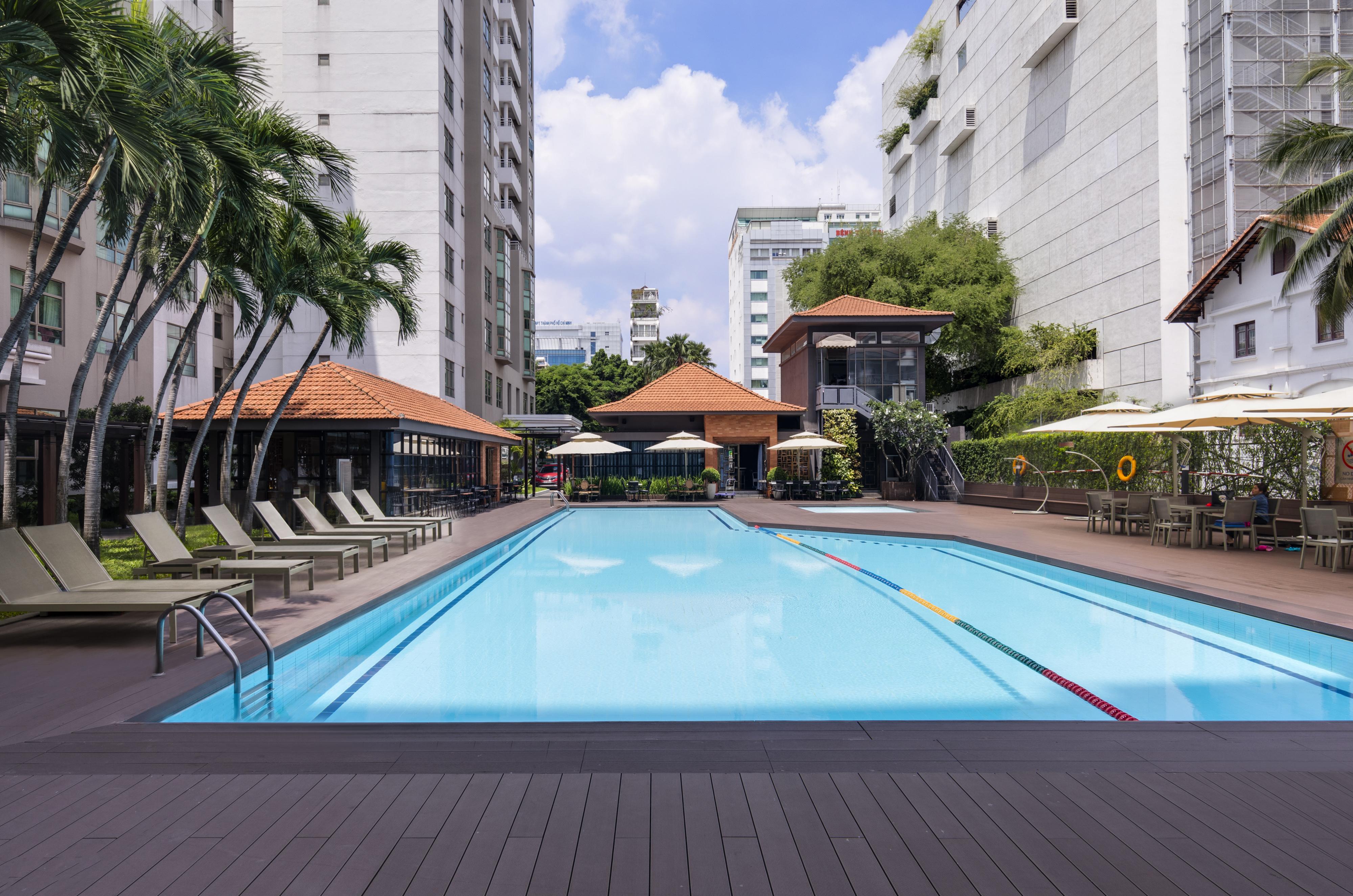 胡志明市萨默塞特酒店 外观 照片 The swimming pool at the hotel