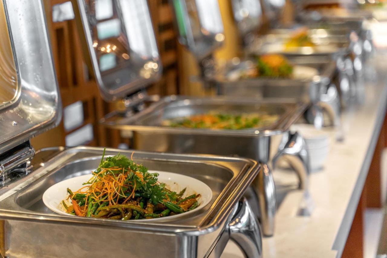 胡志明市萨默塞特酒店 外观 照片 A chafing dish